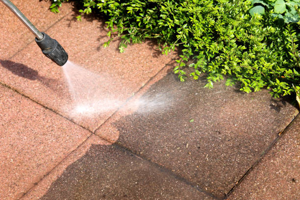 Best Deck Pressure Washing  in Dunsmuir, CA